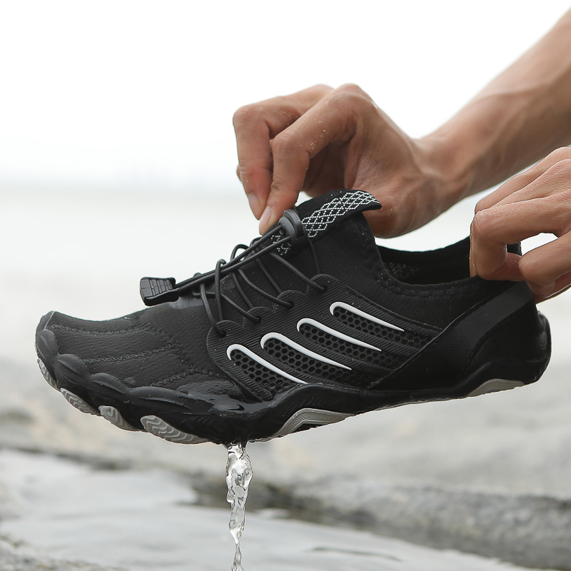 New Men Water Shoes Aqua Shoes - Fishing Waders のレビューと価格